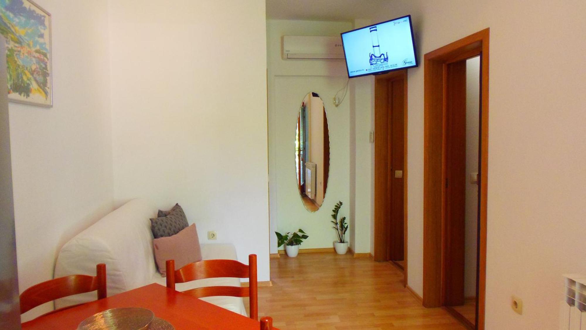Maestral Apartment *
